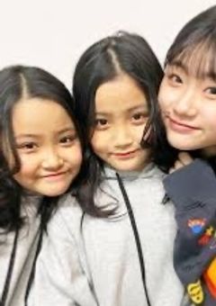 昨日5時2分にお姉ちゃんが死んだん・・・・だ