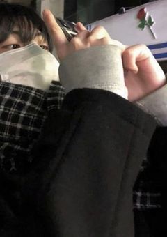 𝘰𝘯𝘭𝘺 𝘰𝘯𝘦