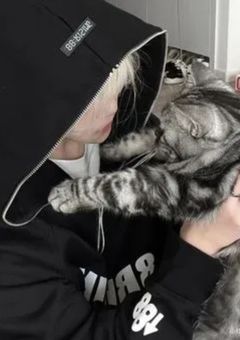 クラス１のモテ男子達は " 独占 " したがる