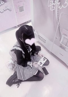 ❥　　め ろ め ろ り ん　に　な っ ち ゃ え　　♪