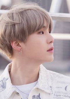 家出したらアイドルに誘拐されました