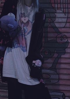 死 に た い 君 と 消 え た い 僕 。
