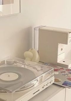 𝗣𝗹𝗮𝘆𝗟𝗶𝘀𝘁