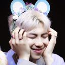 キムナムジュン