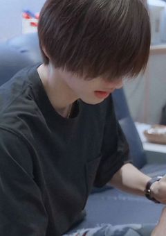 　　　　　初 恋 は 実 ら な い 。