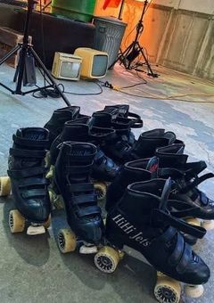 HiHiガールはモテモテです