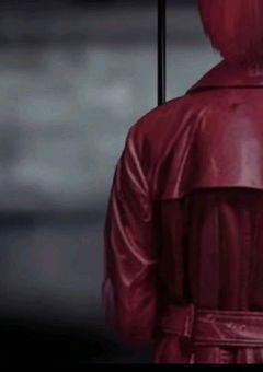 赤い傘のヒトと、私。