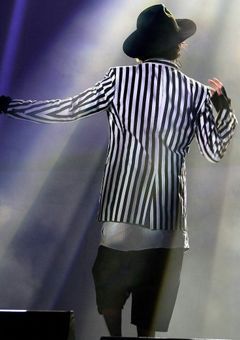 JIN AKANISHI'S LYRICS