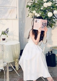  Cute Beauty Teacher .