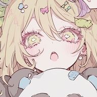 暁 雨乃　@　年中五月病さんのアイコン画像