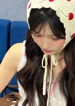 Please be my friend ໒꒱