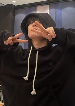 　　# 一応 ､ ファン .　