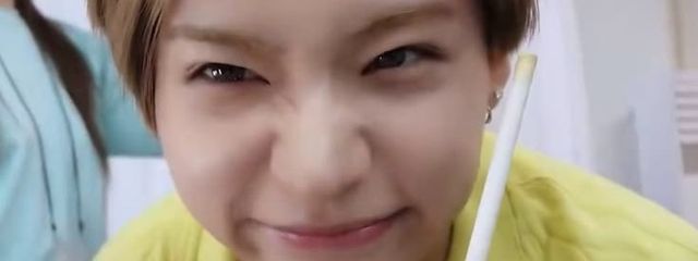 　　りるさんの壁紙画像