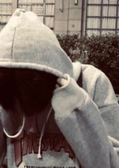 隣、不仲でした 。