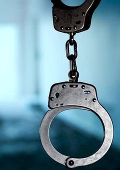 佐野家の長女は梵天を許さない