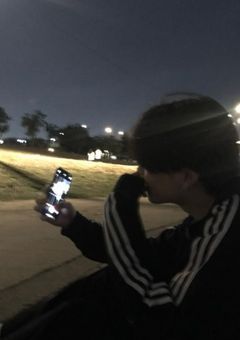 　偽 装　。