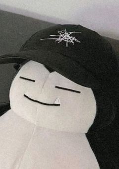 クールでお嬢様な呪術師は護衛に行くようで