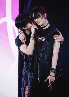 Stray Kids