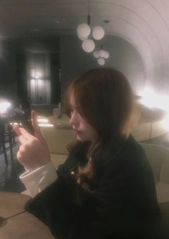 可愛すぎるマネちゃん、モテモテです