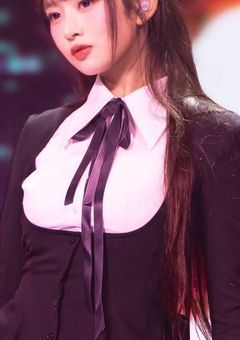 　　　　　꿈으로 끝낼 수 없다 .