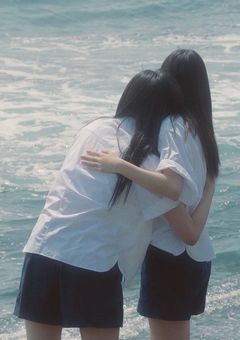 　　　𝘎𝘦𝘯𝘥𝘦𝘳 𝘪𝘴 𝘪𝘳𝘳𝘦𝘭𝘦𝘷𝘢𝘯𝘵