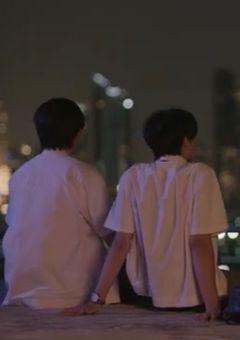 　　　𝘣𝘰𝘺 𝘸𝘪𝘵𝘩 𝘭𝘶𝘷