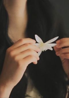 　　　𝘴𝘩𝘪𝘯𝘪𝘯𝘨 𝘧𝘰𝘳 𝘺𝘰𝘶　　　