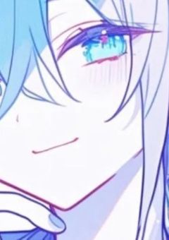 現武装探偵社事務員、元E組の暗殺者