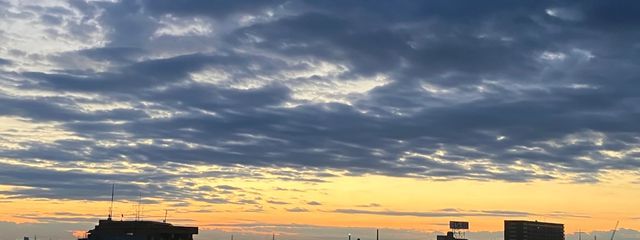 ピカ　@フォロバ100%　@低浮さんの壁紙画像