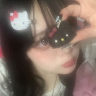 虹は紫桃固定界隈の苺赤りあこさんのアイコン画像