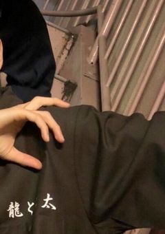 ひとつの匂わせ写真 