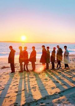 清楚系姫と秘密のシェアライフ！～9人のイケメン用心棒に囲まれて～