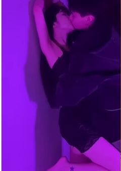 ア ダ ム と イ ヴ　。