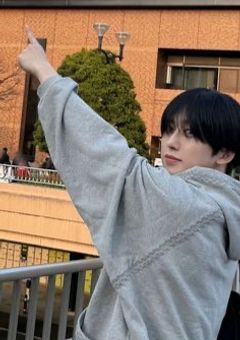 兄がくっついてきます