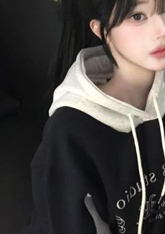    紅一点 嫌われて … ませんでした   。