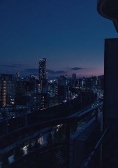 # 語り部屋