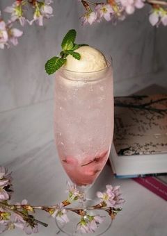 桃色のカクテルに溶かされて。