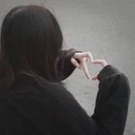 雫月みるあ  @低浮上さんのアイコン画像