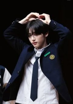 ㅤ︎ ︎ ︎ ︎ ︎気 に な る あ の 子  