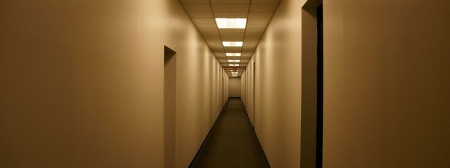 既婚者トーマスさんの壁紙画像