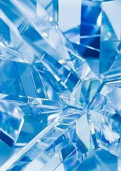 クリスタルには棘が有る