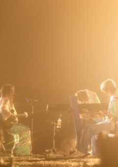 # . 陽の陰 、心の傘 。