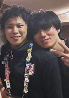 3人目ともひろ現れました