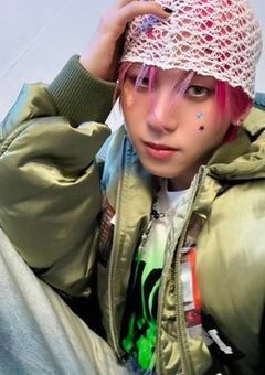 　k w s r . 愛 さ れ ,