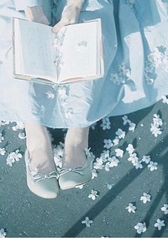 　" 付き合って " って言っただけ ,