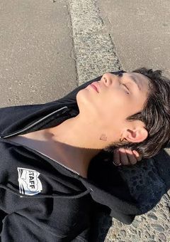 有名人の妹になりました