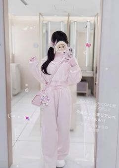 　　　　　　　︎︎