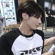 　　SANAさんのアイコン画像