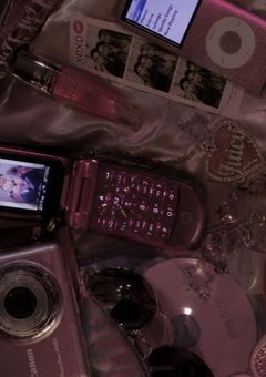 𝑰 𝒋𝒖𝒔𝒕 𝒘𝒂𝒏𝒏𝒂 𝒉𝒐𝒍𝒅 𝒚𝒐𝒖 ★₊˚