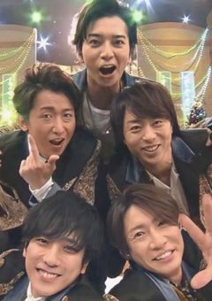 お世話してくれるのが推しのアイドルだった？！